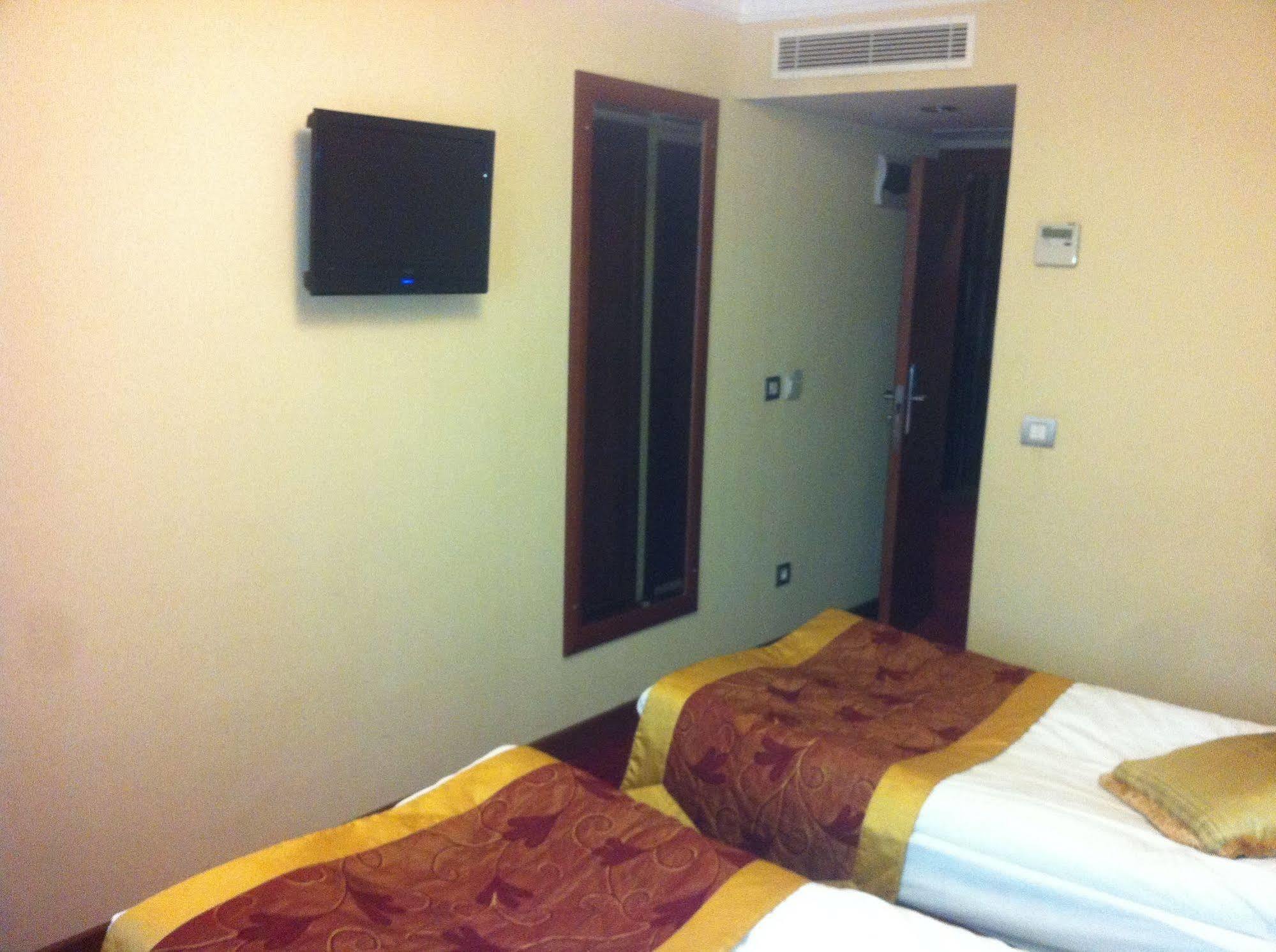 Hotel Linda Provincia di Provincia di Istanbul Esterno foto